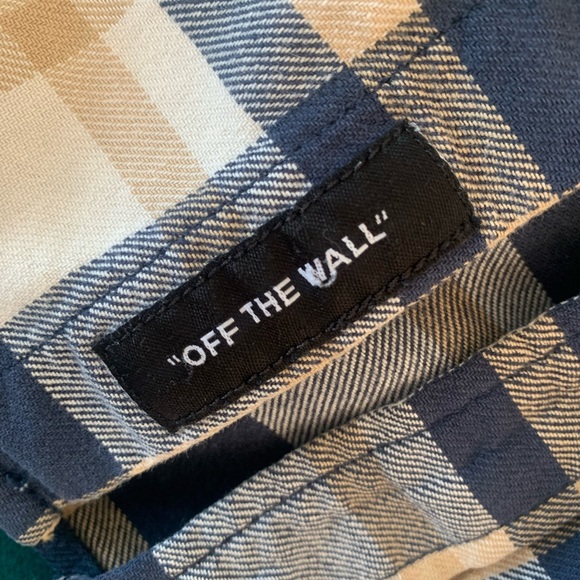 Lot: 4 women’s Small flannel shirts - Picture 7 of 16